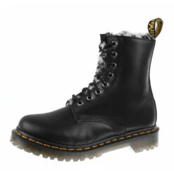 Winter Boots DR. MARTENS - 1460 Serena