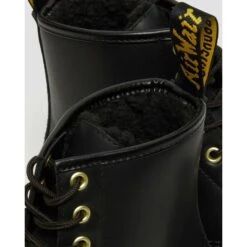 Winter Boots DR. MARTENS - 8 Pinhole - 1460 -Fashionable street clothing 26860001 89