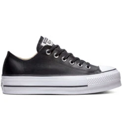 Low Sneakers Unisex - CONVERSE