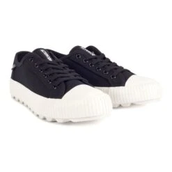 Low Sneakers Women's - ALTERCORE