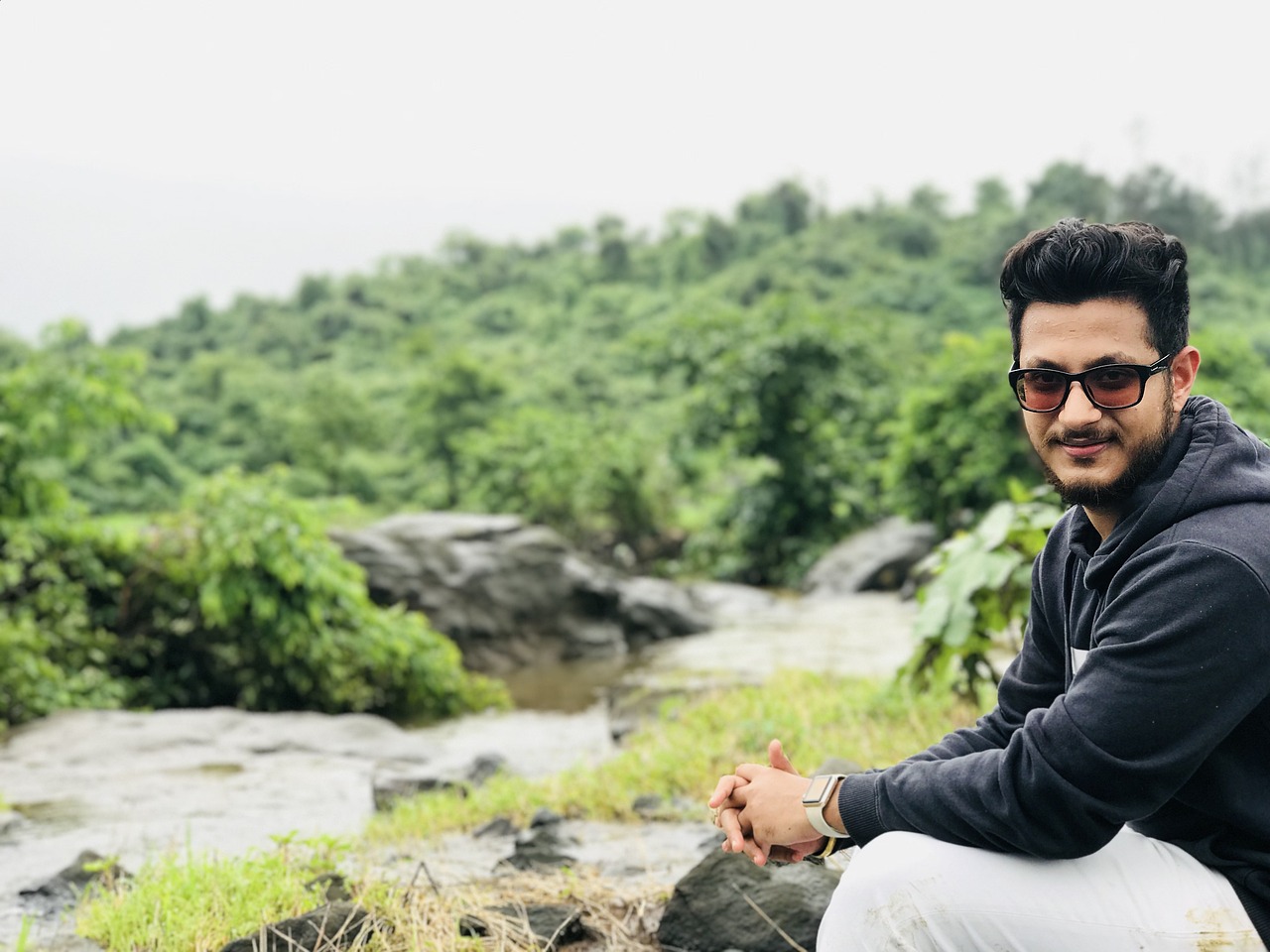 Fashionable street clothing -Fashionable street clothing man 5132485 1280